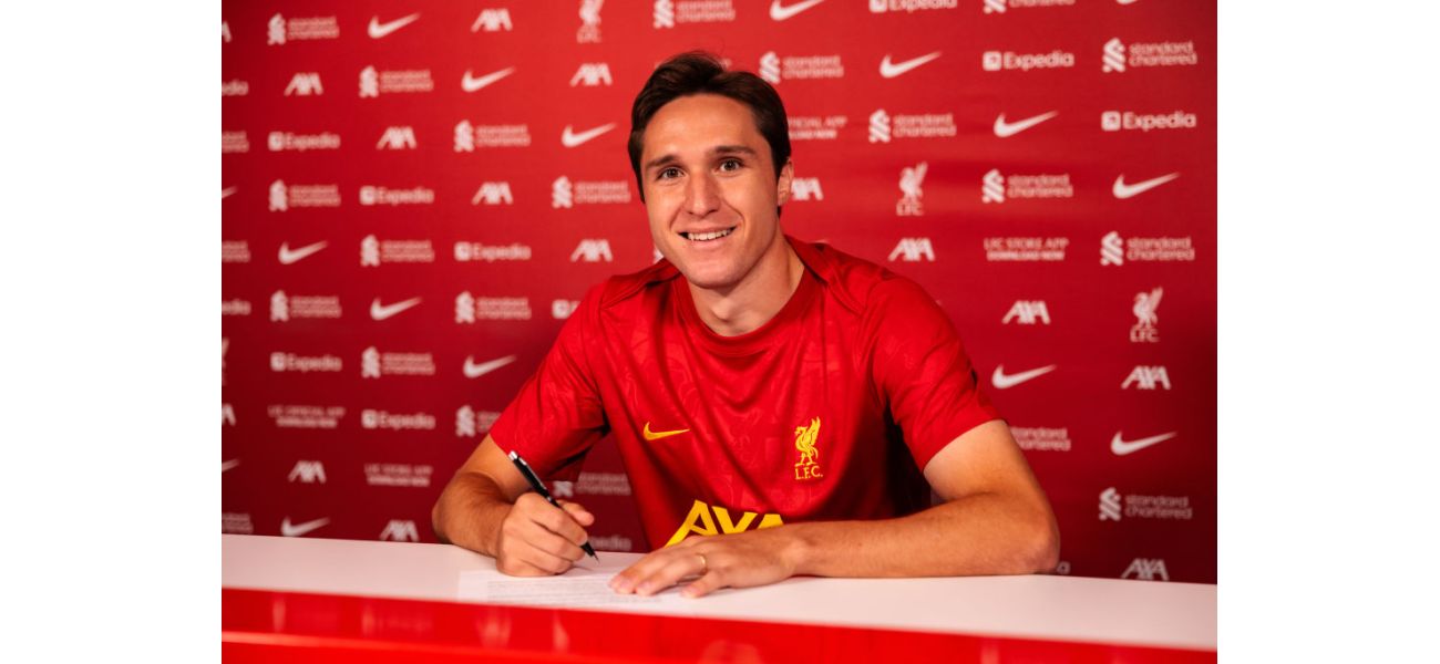 Arne Slot addresses Chiesa's injury history and potential debut for Liverpool.