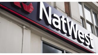 Natwest mobile app is malfunctioning, causing customers to be unable to access their accounts.