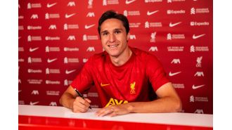 Arne Slot addresses Chiesa's injury history and potential debut for Liverpool.