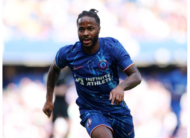 Maresca urges Sterling to make a decision before the transfer window closes.