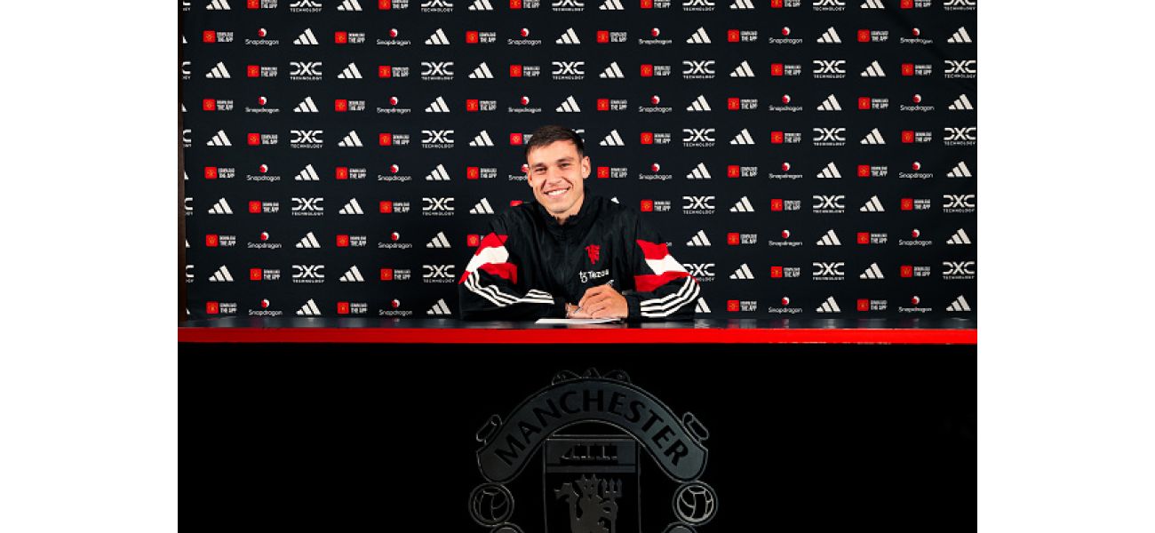 Man Utd officially sign midfielder Manuel Ugarte from PSG.