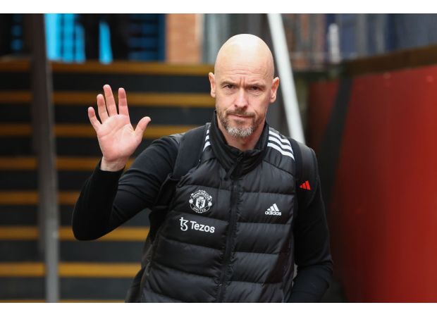 Erik ten Hag criticized for making false statements as Manchester United player departs on last day of transfer window.