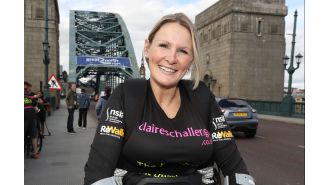 Paralyzed runner and fundraiser Claire Lomas, who used a bionic suit to complete a marathon, has passed away in an accident.