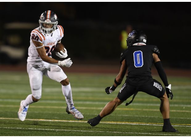 Legend's running game dominant in thrilling 21-14 win against Grandview.