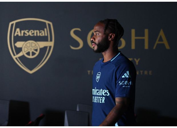 Arteta speaks out about failed transfer for Sterling on deadline day.