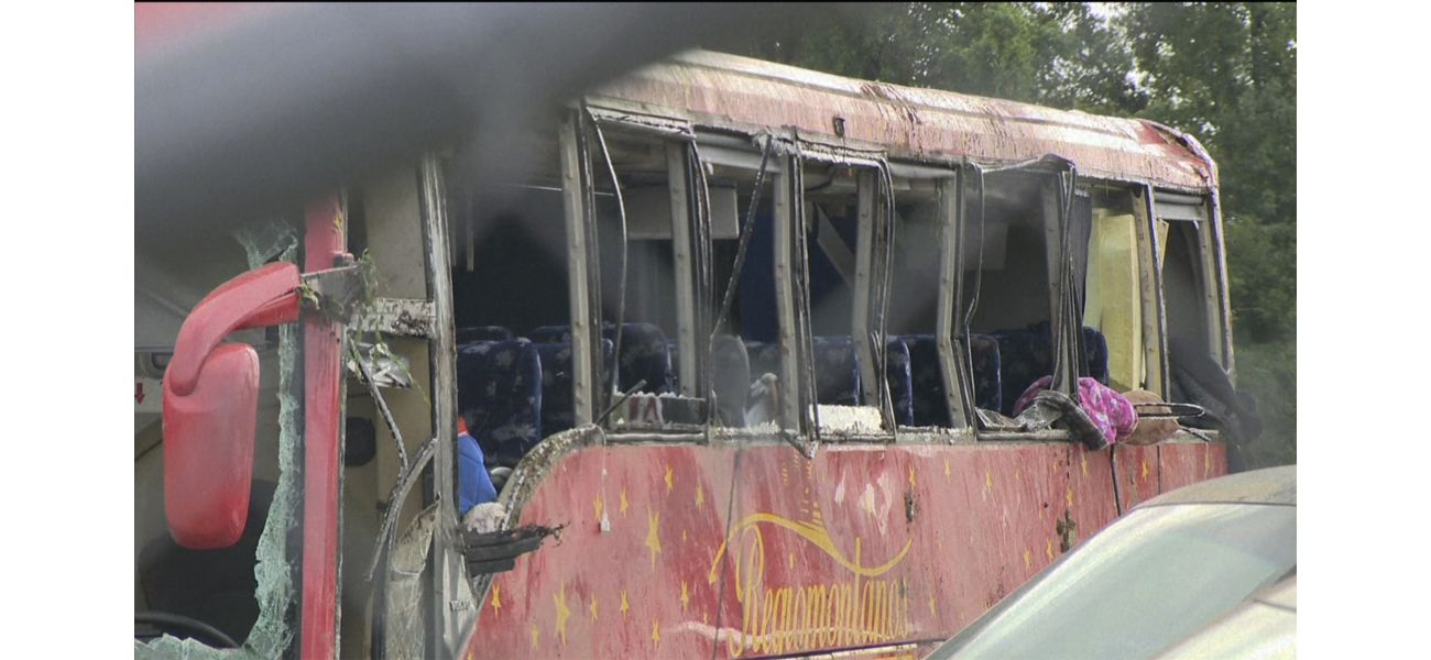 Tragic bus accident claims 7 lives and leaves 37 injured in US.