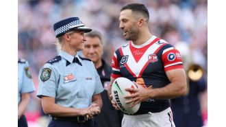 Stabbing hero from Bondi opens up about his experience for the first time.