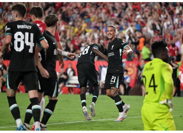 Why is the Man Utd vs Liverpool match starting at an odd time today?