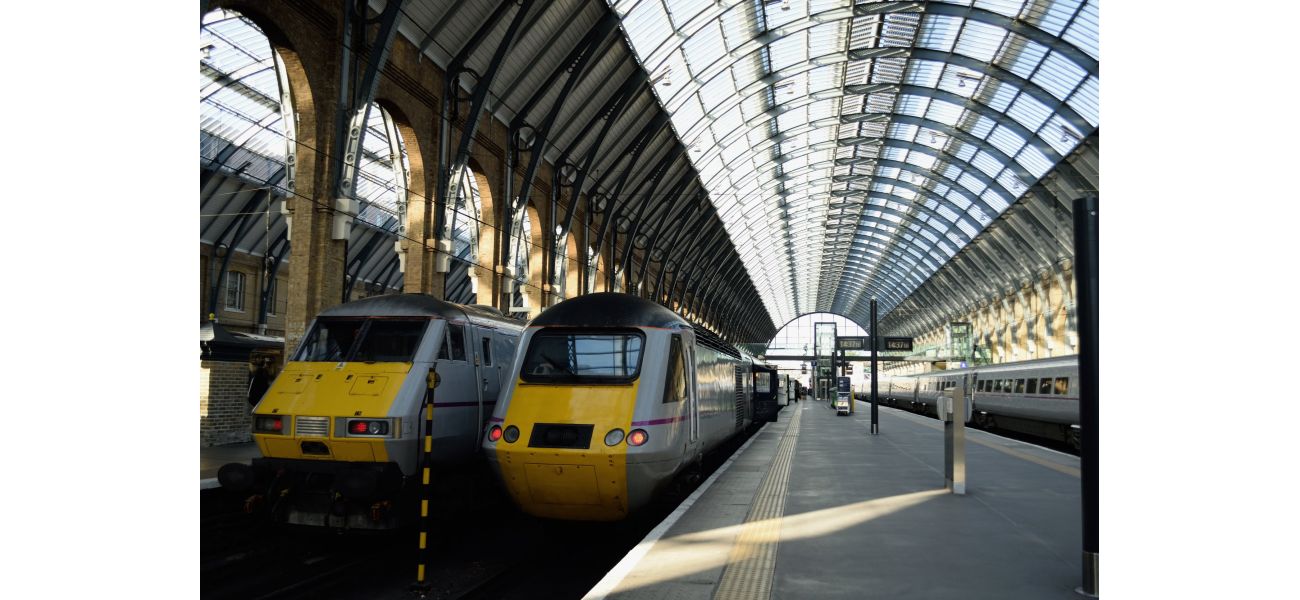 Train delays due to broken rail at Kings Cross station leading to route disruptions