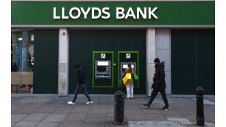 Banking app crashes, clients can't view transactions