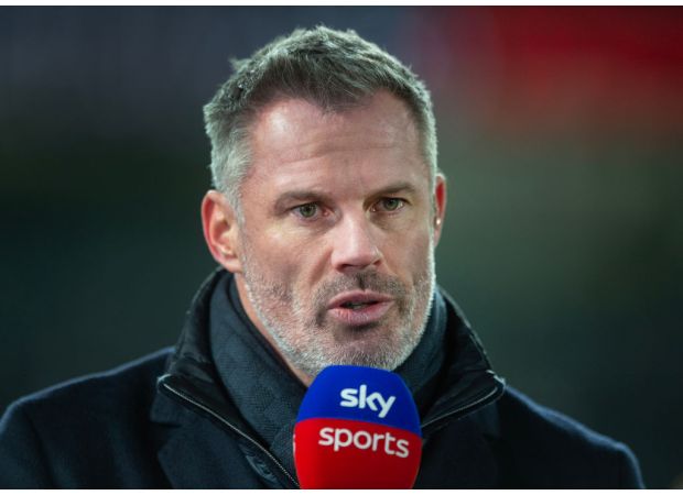 Jamie Carragher criticizes a Liverpool player for being unprofessional following their loss to Manchester United.