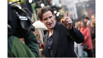 Actor Matt Smith criticizes the use of trigger warnings in film and television, stating that it reduces the complexity of the medium.