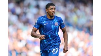 Wesley Fofana, a key player for Chelsea, has withdrawn from the French national team due to worries about his injury.