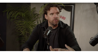 Manchester United has been warned by Owen Hargreaves that they won't be successful and win trophies if they continue to rely on expensive but mediocre players like the £36m 