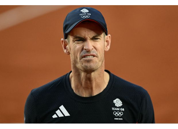 Murray criticizes US Open for being chaotic and disorganized.