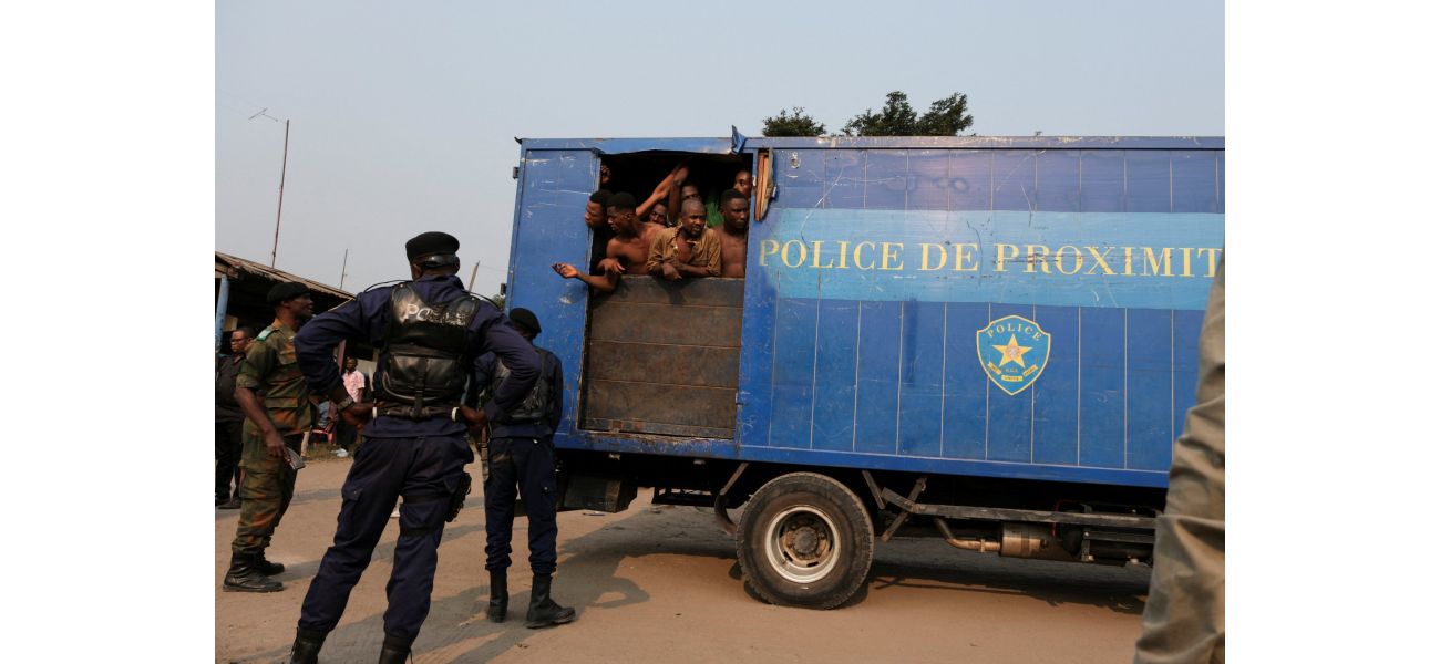 129 killed and 59 injured in attempted prison escape.