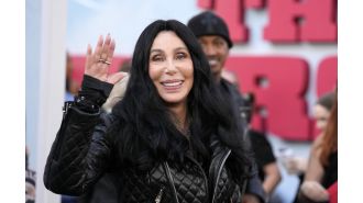 78-year-old pop star in negotiations to perform at Glastonbury's legendary slot in 2025.