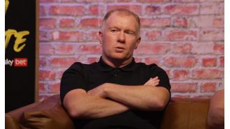 Former Manchester United player Paul Scholes calls out the club's worst-ever signing, saying they were unable to properly kick a football.