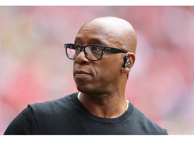 Former Arsenal striker Ian Wright praises a Liverpool player who has impressed AZ Alkmaar manager Arne Slot this season.