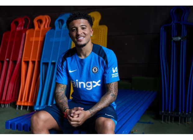 Jadon Sancho chose Chelsea over Man Utd, as stated by Dan Ashworth.