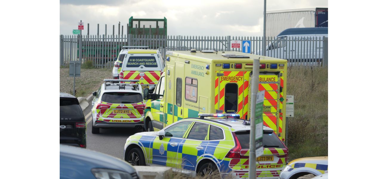 Dead man discovered on Hove beach near affluent 'Millionaires' Row'.