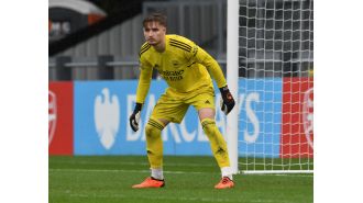 Another young Arsenal prospect joins Man Utd, this time a talented goalkeeper.