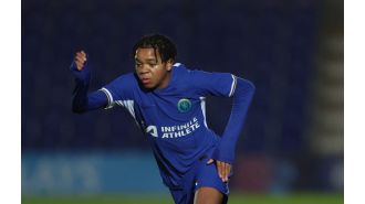 Liverpool signs top young player from Chelsea academy as he makes official move as a winger.