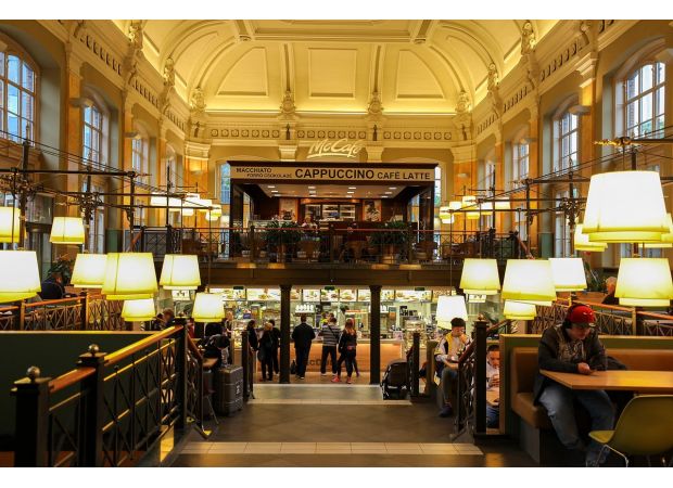 McDonald's has reopened the most sophisticated location, resembling a 5-star hotel.