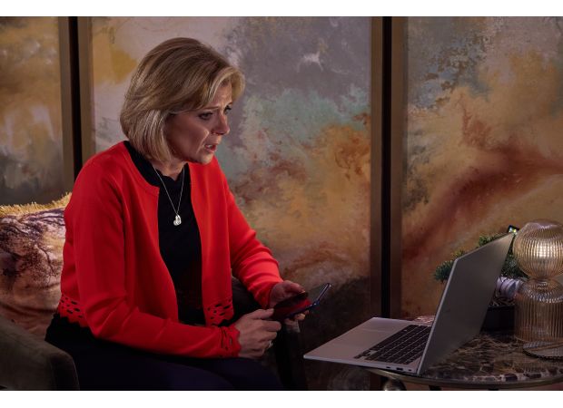 Leanne's life in Coronation Street falls apart after a shocking revelation, but she takes unexpected actions.