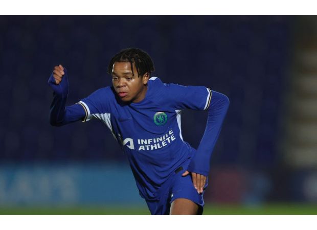 Liverpool signs top young player from Chelsea academy as he makes official move as a winger.