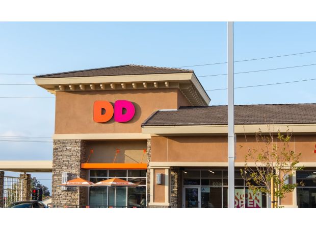 US fast food chain offers new UK menu with better drinks than Starbucks.