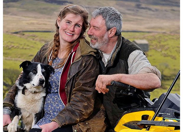 Amanda Owen shares candid details about the end of her 22-year marriage to Clive.