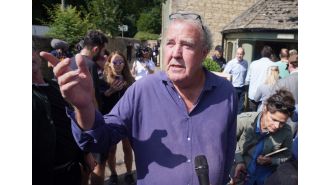 A disappointed fan of Jeremy Clarkson walked out after traveling 3 hours to visit his new pub.