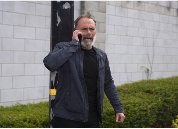 Billy has to hurry to get to Paul in Coronation Street before he passes away.