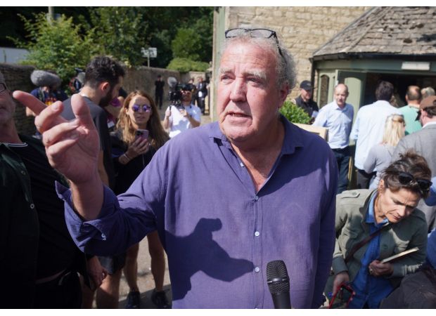 A disappointed fan of Jeremy Clarkson walked out after traveling 3 hours to visit his new pub.