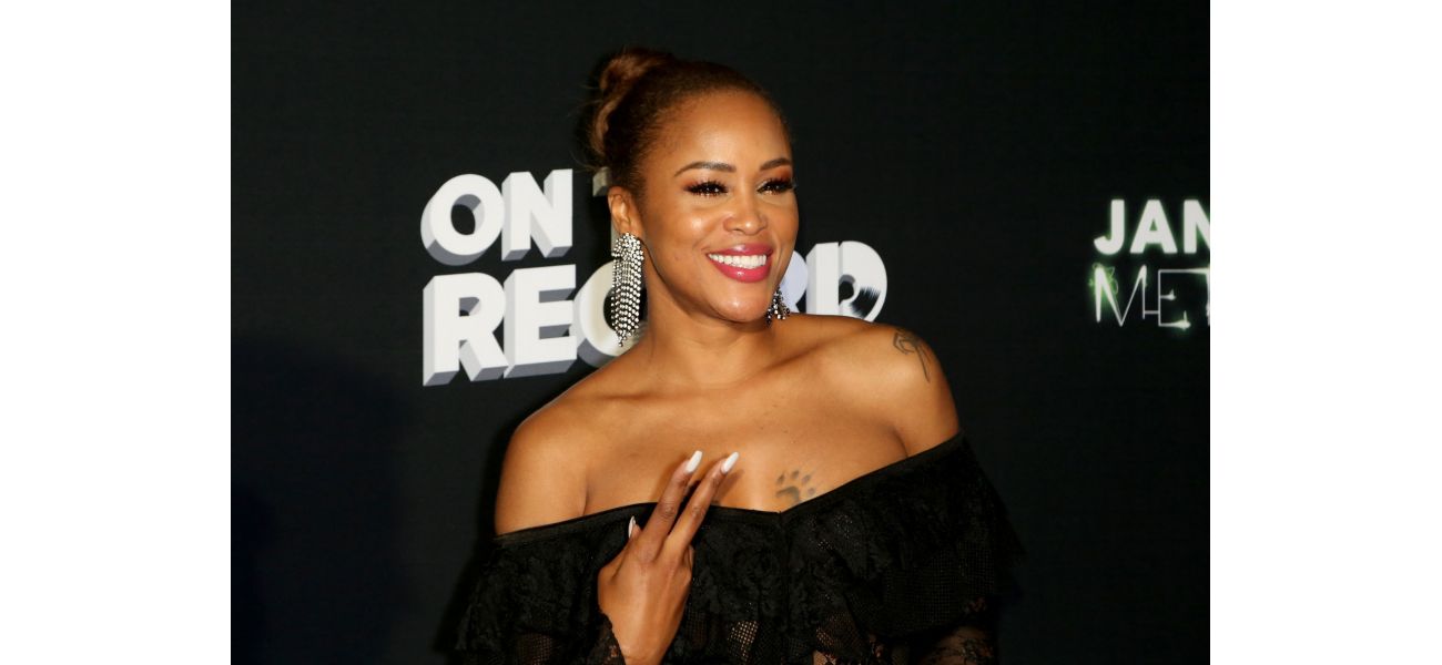90s rapper reveals the real reason she left her job as a strip club dancer.