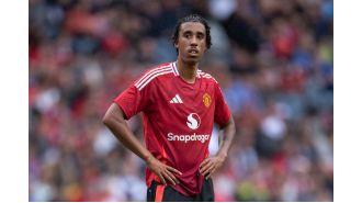 Manchester United's Leny Yoro has received a positive update in his road to recovery from injury, providing a boost for the team.