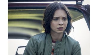 Fans of Netflix canceling weekend plans to watch perfect new thriller six times.