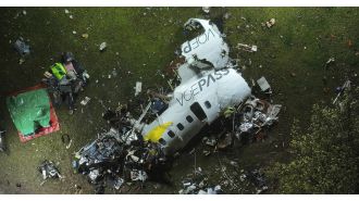 Pilots of Brazil plane crash fought de-icing issues just before tragedy struck.