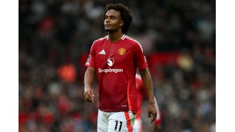 Bayern Munich player reveals that Joshua Zirkzee attempted to convince him to join Manchester United.