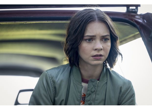 Fans of Netflix canceling weekend plans to watch perfect new thriller six times.