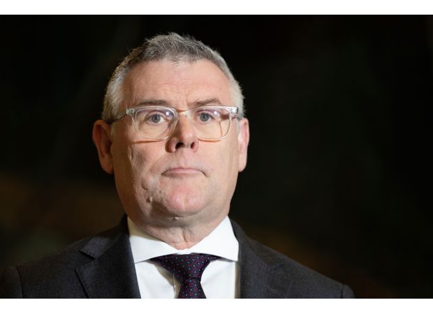 Minister threatened by CFMEU associates over workplace relations.