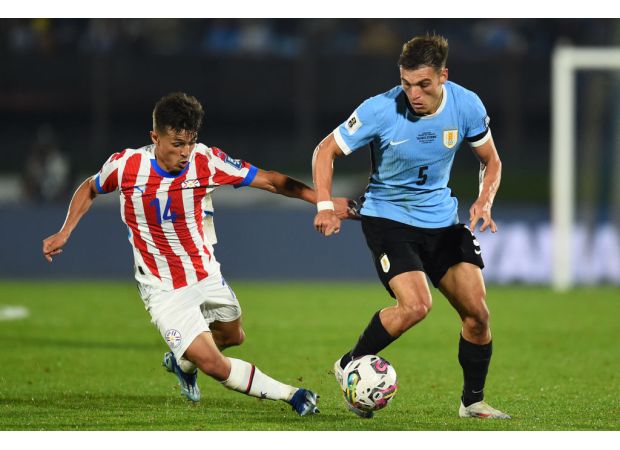 Ugarte contacts ten Hag about fitness concerns before Man Utd debut.