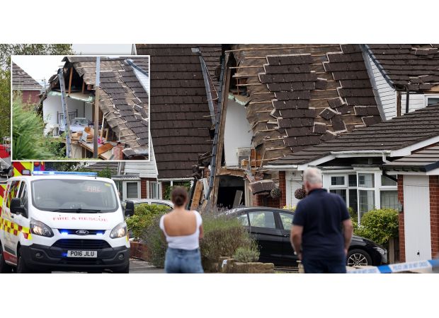 A man with two children dies a week after his house was destroyed by an explosion.