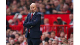 N. Butt urges Man Utd to act on E. ten Hag's future.