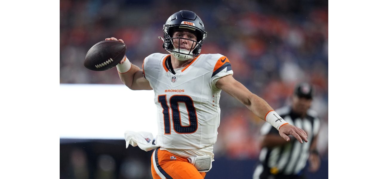 Get live updates and highlights from the Week 1 NFL game between the Broncos and Seahawks.