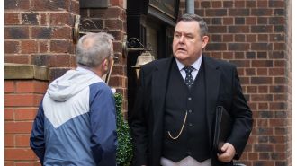 Famous actor now a Coronation Street icon - familiar to you?