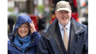 Alan Bates, known for his advocacy for the Post Office, ties the knot on Richard Branson's exclusive island.
