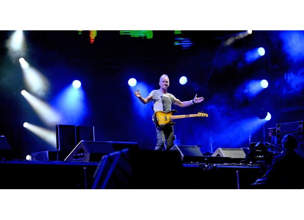 A surprise duo: 80s rock star and Snoop Dogg team up for a musical project.