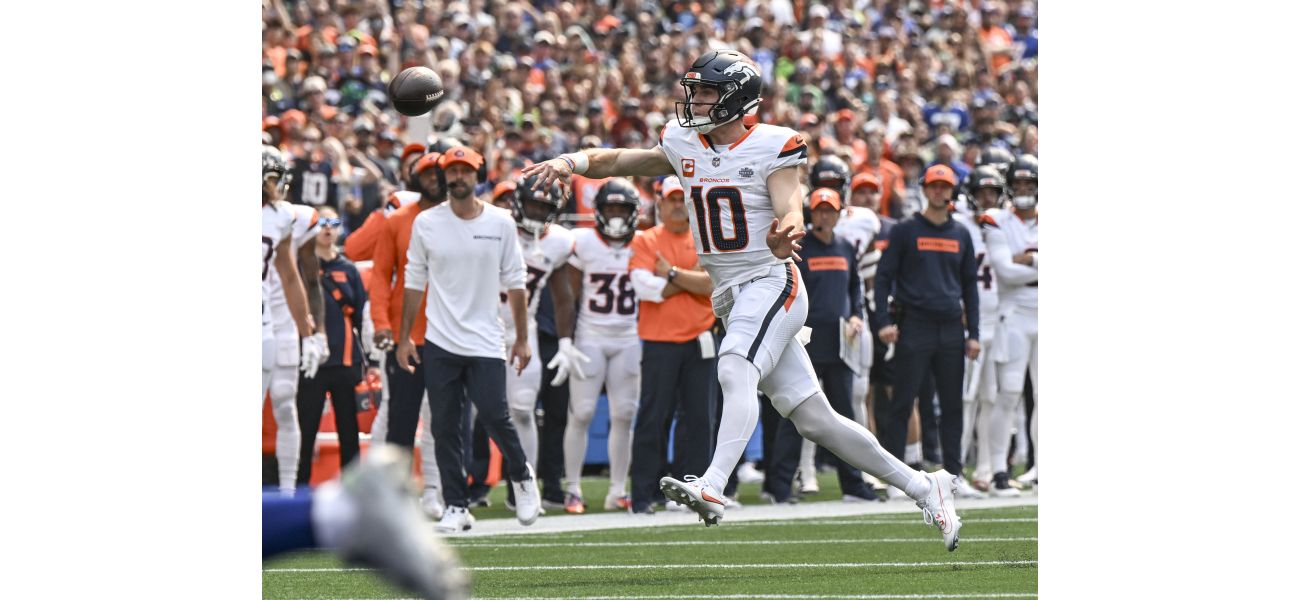 In the first game of the NFL season, the Denver Broncos lost 26-20 to the Seattle Seahawks. Photos show the action.